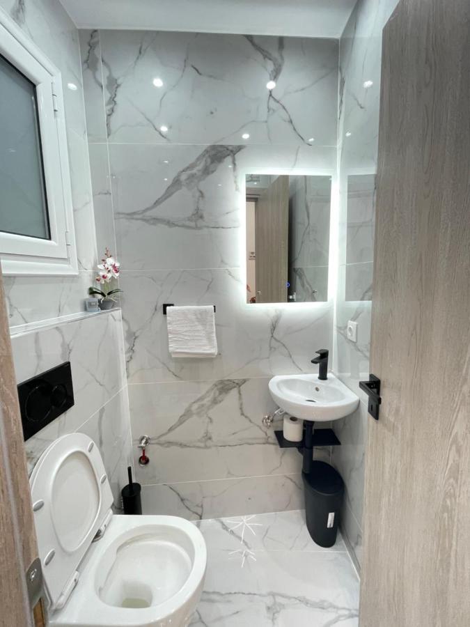Zeos Finest Jacuzzi Suite Atene Esterno foto