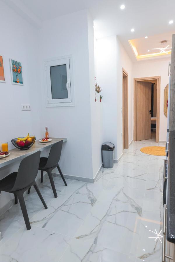 Zeos Finest Jacuzzi Suite Atene Esterno foto