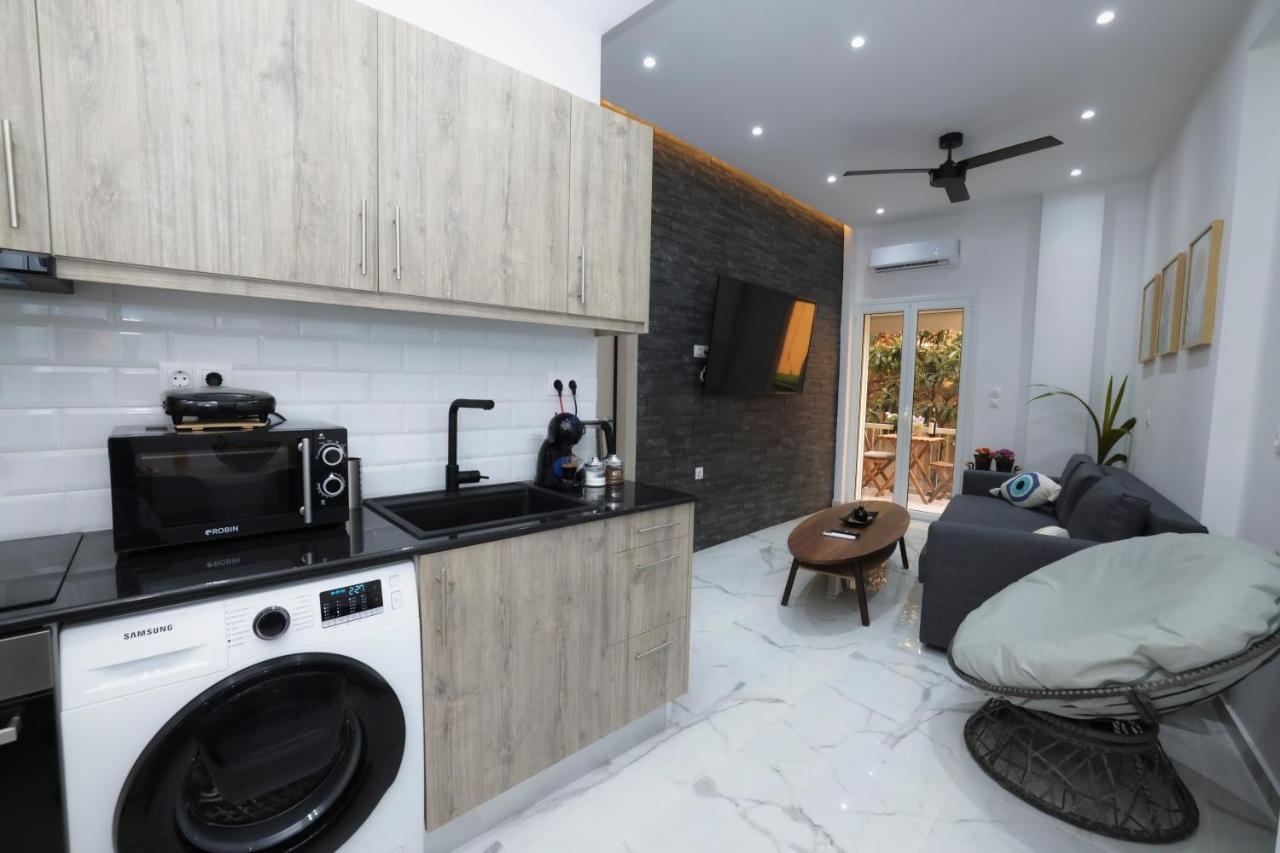 Zeos Finest Jacuzzi Suite Atene Esterno foto