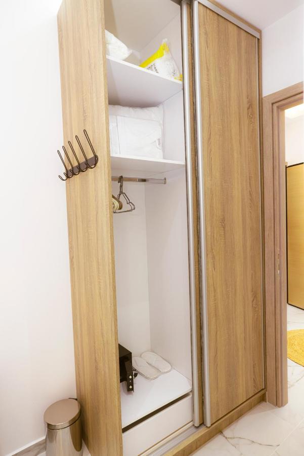Zeos Finest Jacuzzi Suite Atene Esterno foto