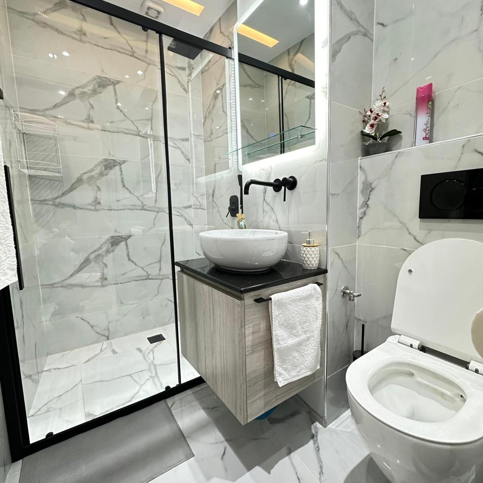 Zeos Finest Jacuzzi Suite Atene Esterno foto